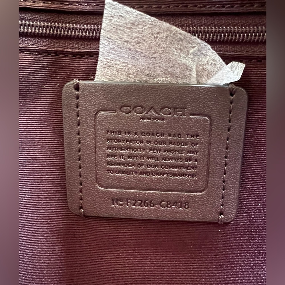 NWT Coach Dempsey Tote 40 - Picture 5 of 9